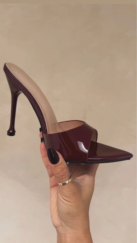 Wine Heels